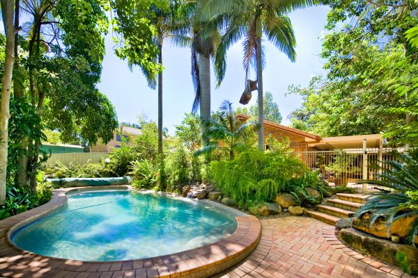 Pool Patio Paving in Federal Way